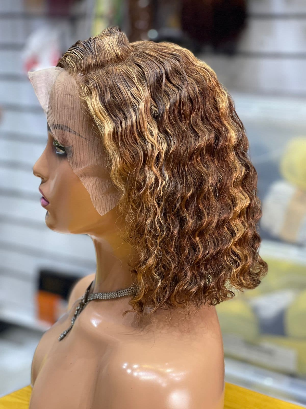 Italian Human Hair Image